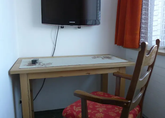 Hohenrainer Πανσιόν 3*